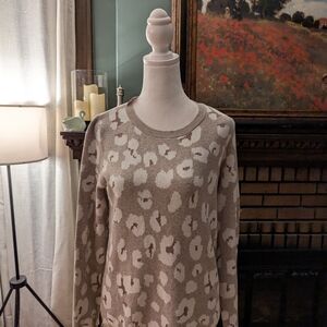 NWT Chic Leopard Print Loft Sweater